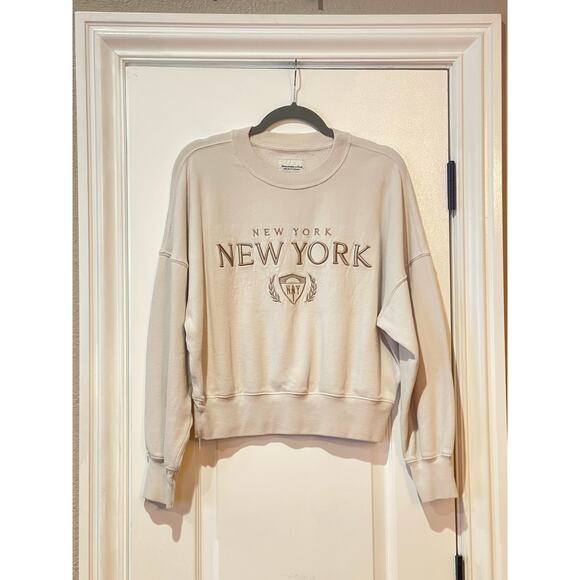 Abercrombie & Fitch tonal embroidery sweater in white Medium - Picture 3 of 7